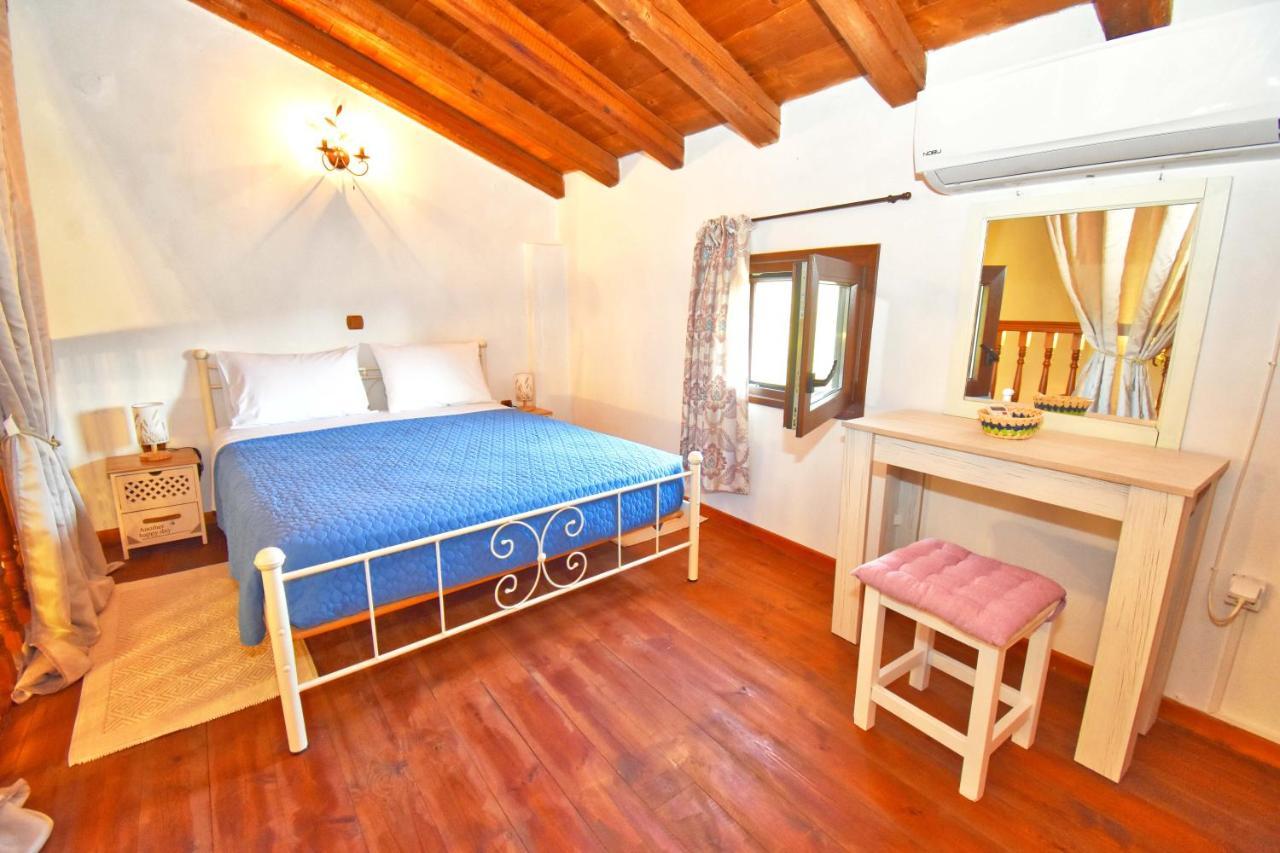 Ninas Cottage Linia ภายนอก รูปภาพ