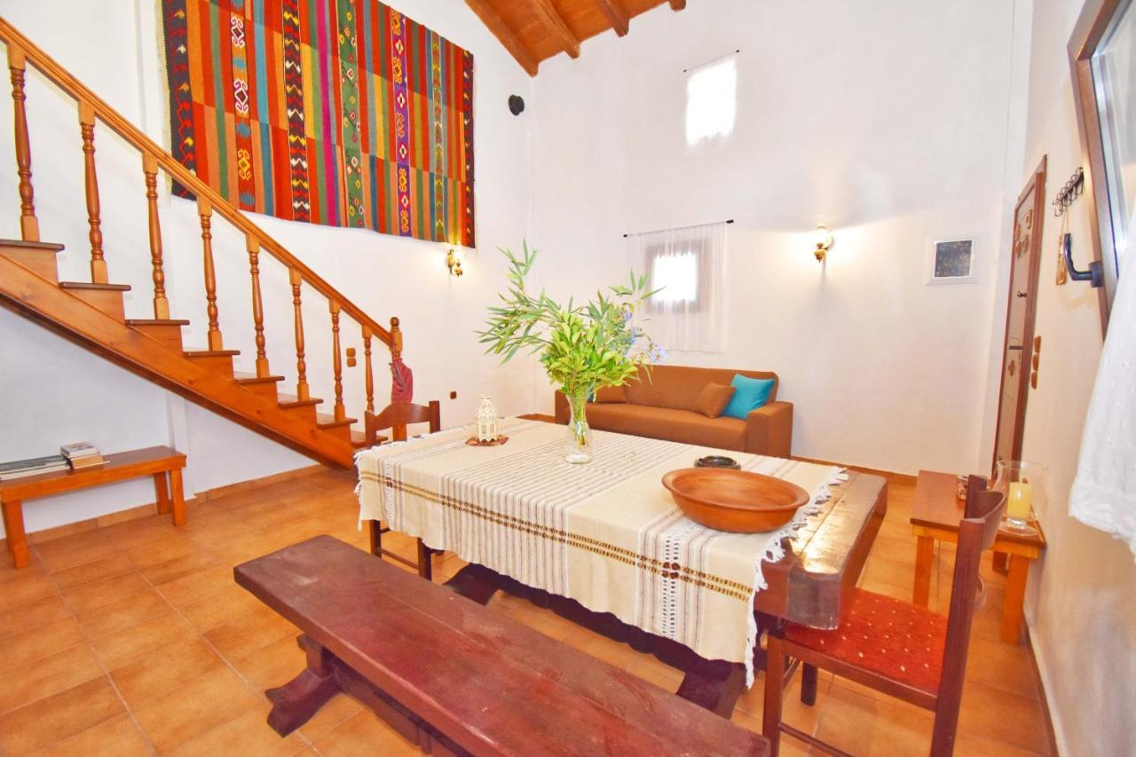 Ninas Cottage Linia ภายนอก รูปภาพ